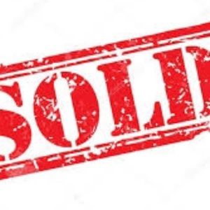 SOLD….L’ Artiste spring step Sandals…SOLD